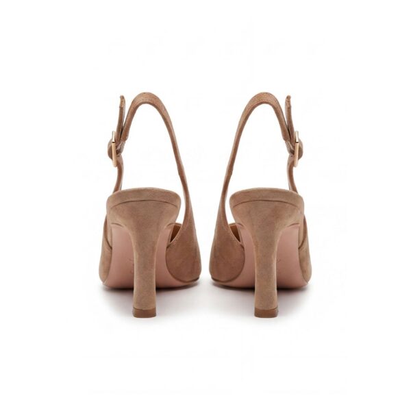 Miriam Sand – décolleté da donna