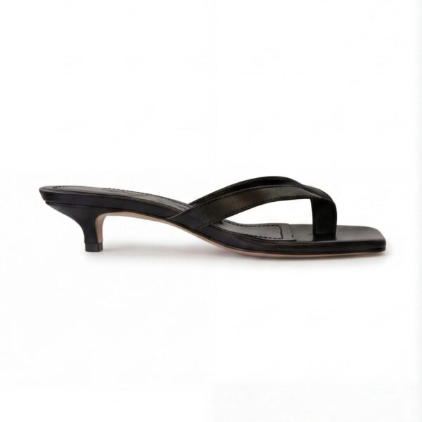 Linda Pure Black, sandalo con tacco da donna