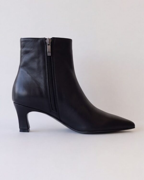 Tronchetto da donna modello Marta Pure Black