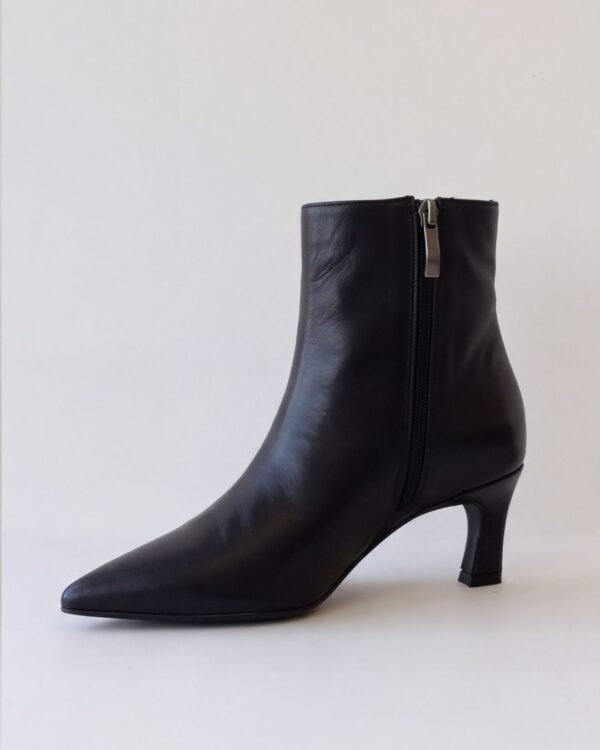 Tronchetto Marta Pure Black – scarpa da donna Klelia Shoes
