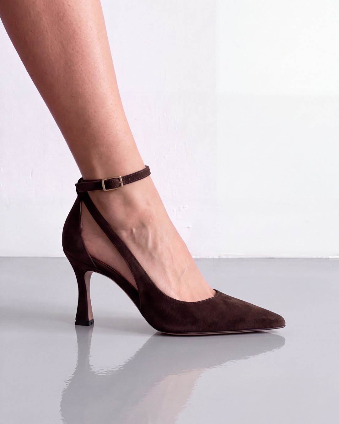 Camilla Dark Chocolate, décolleté da donna