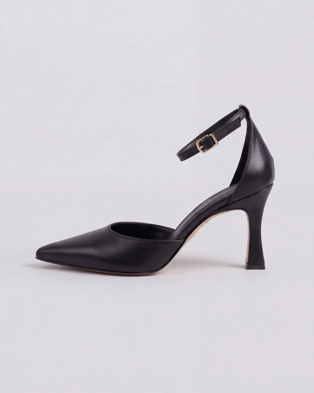 Lidia Total Black da donna, décolleté in pelle con tacco 8,5 cm